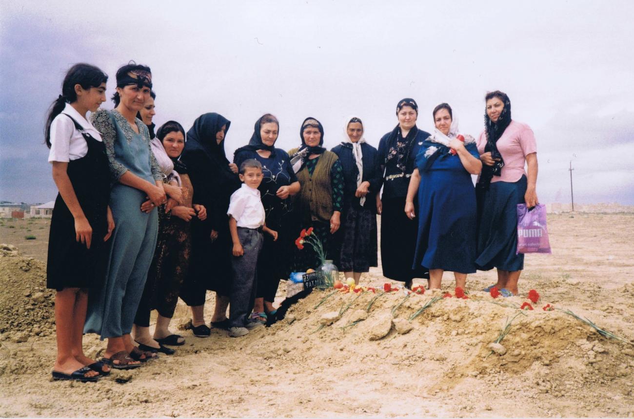 Visit at the cemetery - Mourning Ceremony (taziye) in Govsan (September 2001)