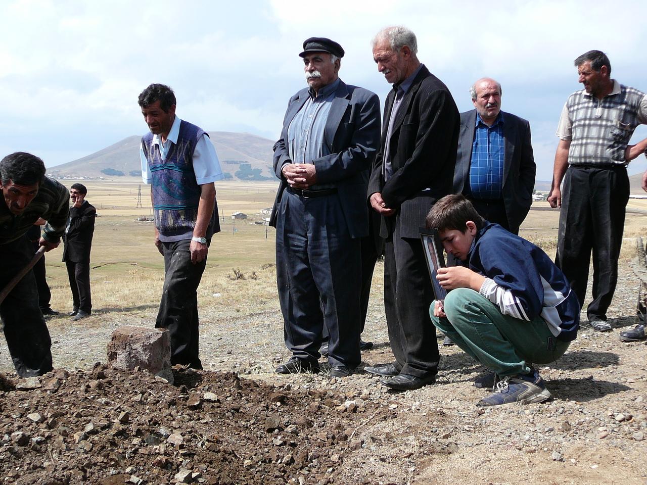 Razmik's funeral, Alagyaz (September 2006)