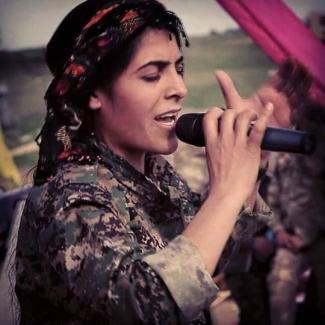 Viyan Peyman singing